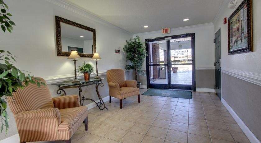 Intown Suites Extended Stay Greensboro Nc - Lanada ภายใน รูปภาพ